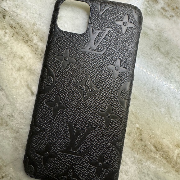 LV iPhone 10 Pro Max Phone Case - Picture 1 of 2